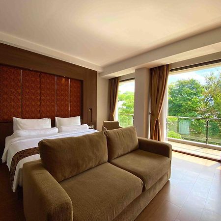 Anugrah Hotel Sukabumi Eksteriør billede