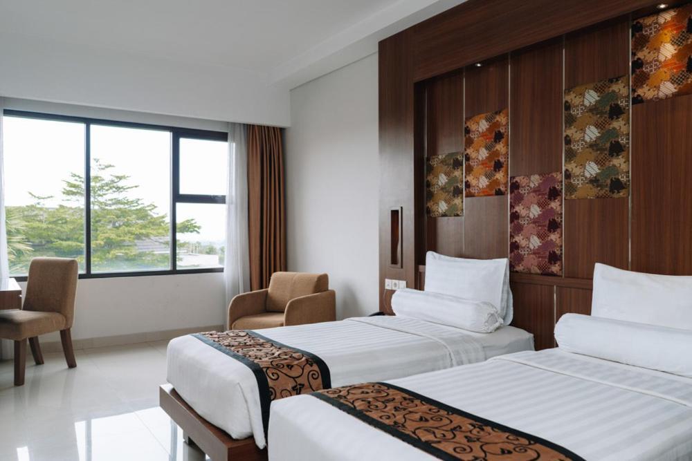 Anugrah Hotel Sukabumi Eksteriør billede