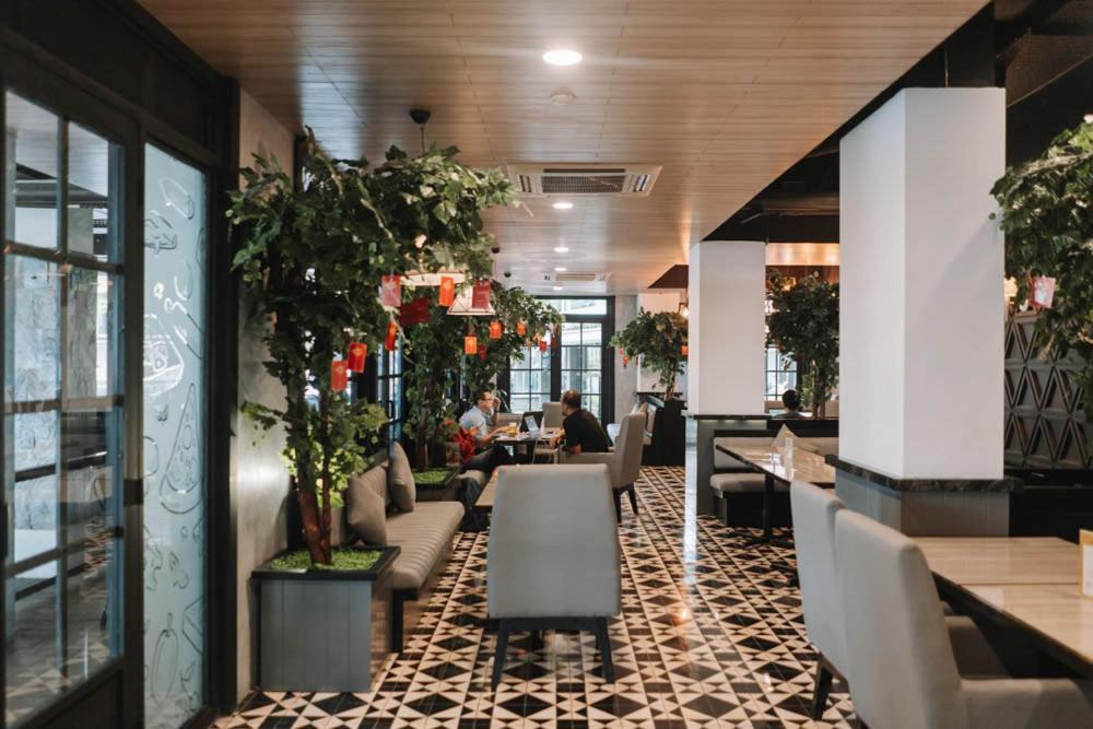 Anugrah Hotel Sukabumi Eksteriør billede