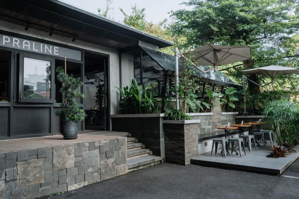 Anugrah Hotel Sukabumi Eksteriør billede