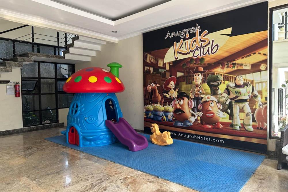Anugrah Hotel Sukabumi Eksteriør billede