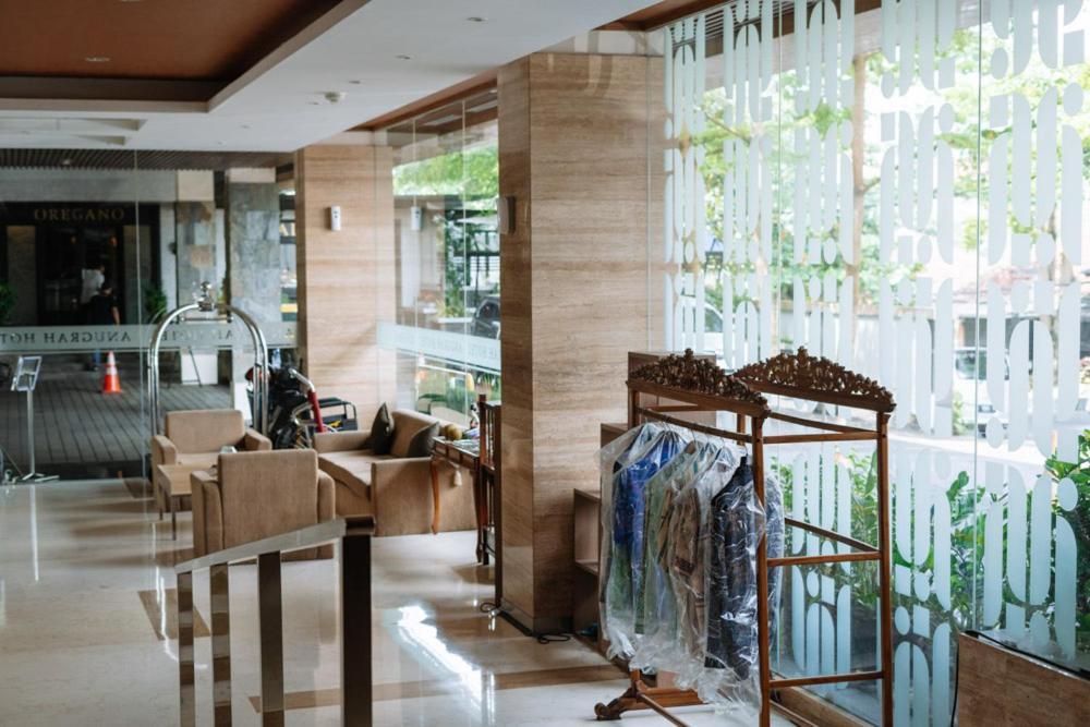 Anugrah Hotel Sukabumi Eksteriør billede