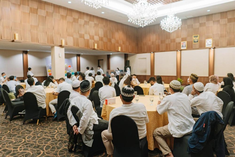 Anugrah Hotel Sukabumi Eksteriør billede