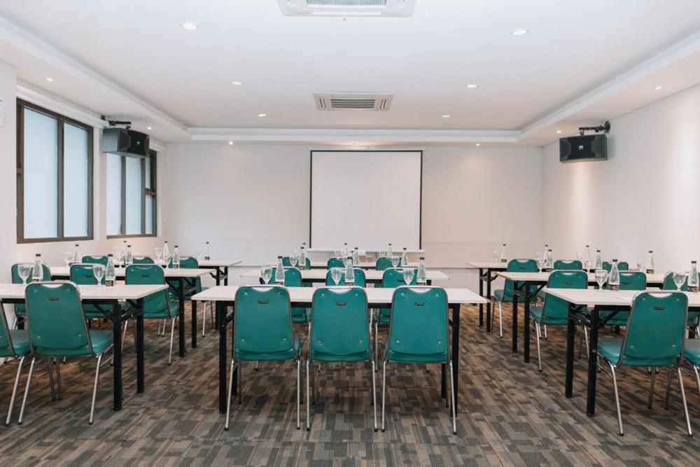 Anugrah Hotel Sukabumi Eksteriør billede