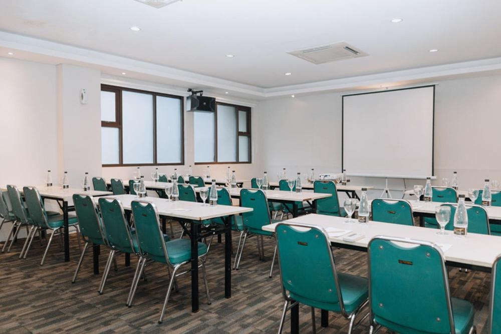 Anugrah Hotel Sukabumi Eksteriør billede