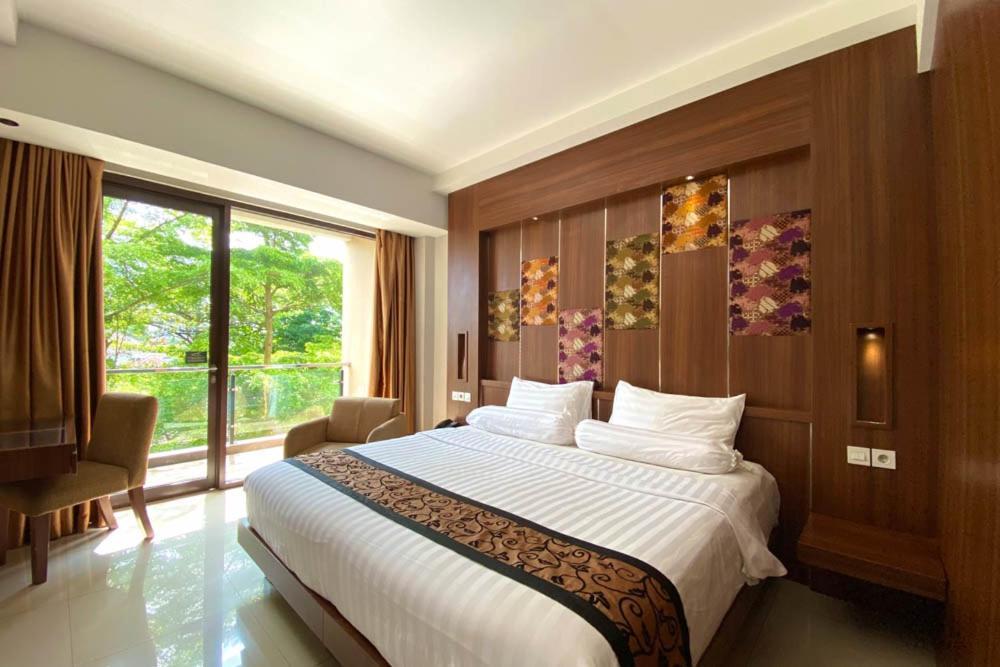 Anugrah Hotel Sukabumi Eksteriør billede